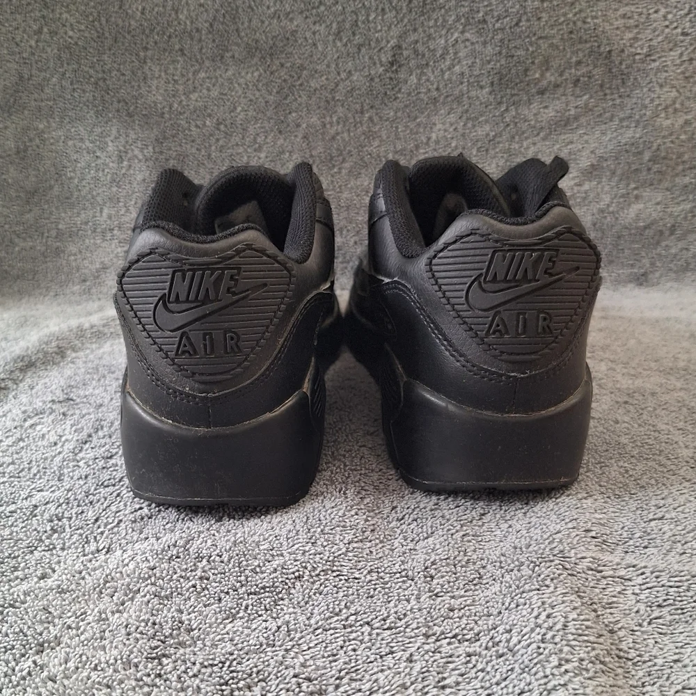 NIKE Air Max 90 - Youth - Size 4.5Y